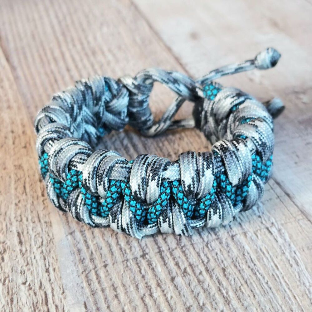 Handmade Paracord Bracelet Adjustable Unisex Urban Camo Diamond Turquoise